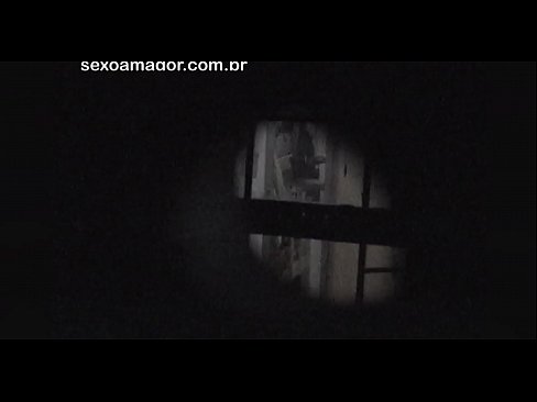 ❤️ Блонді таємно знімає на відео сусідський вуайерист, прихований за порожнистими цеглами ❤❌ Анальне порно на uk.xxxnd.ru ﹏